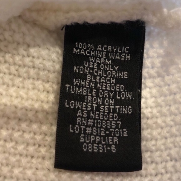 🆕 Nicole Miller high low soft knit beaded sweater - Picture 5 of 8